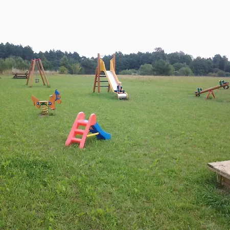 Bialy Labedz 公寓 *