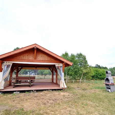 Bialy Labedz * Jarosławiec